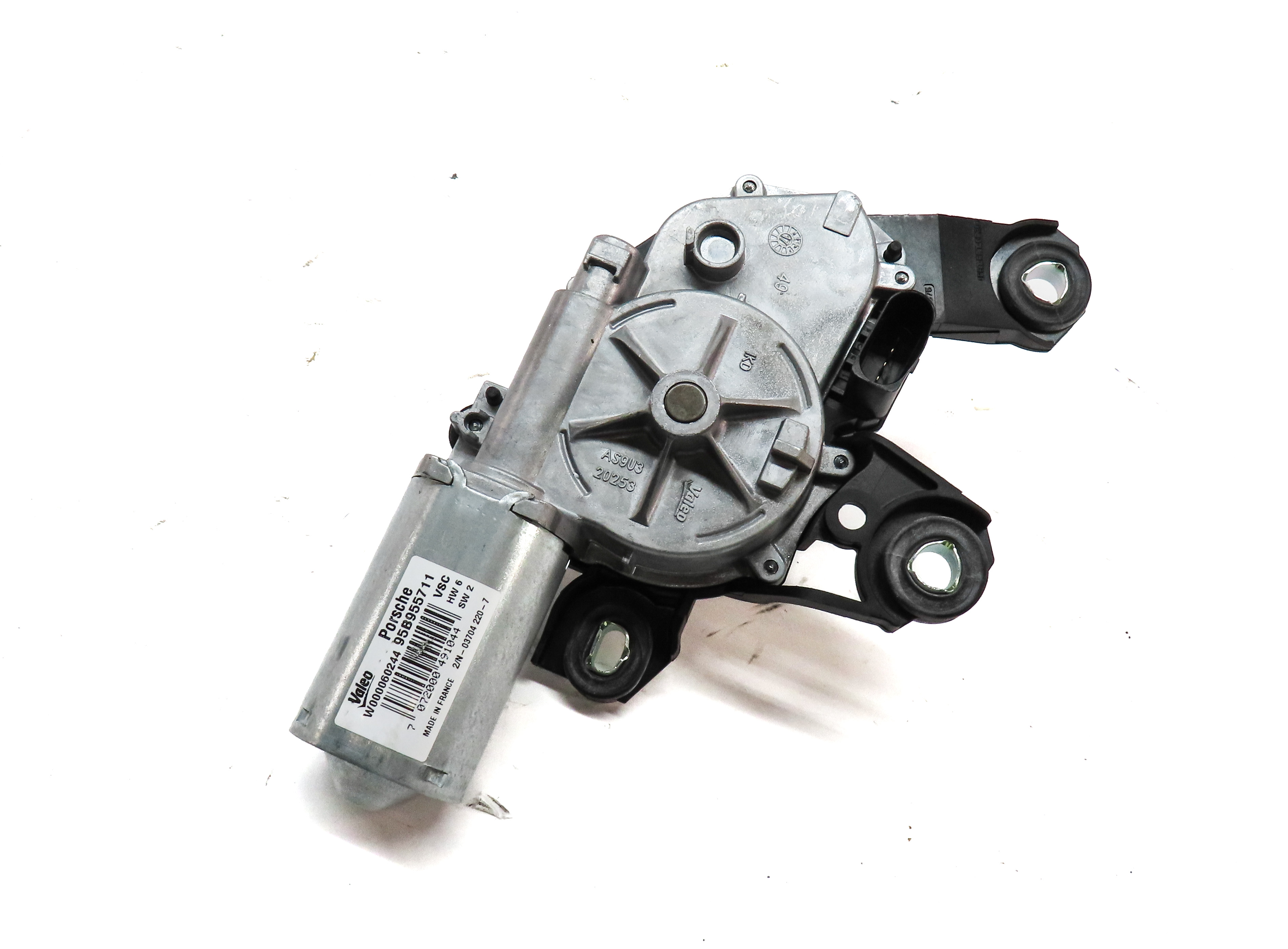 2015-2019 PORSCHE MACAN (95B) REAR HATCH TRUNK WINDSHIELD WIPER MOTOR — exact item pictured